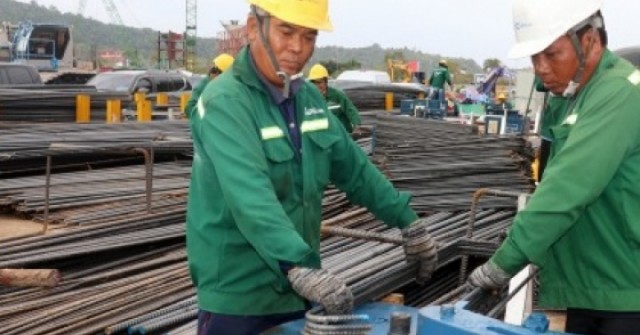 Hàng ngàn công nhân thi công xuyên tết trên công trường đón APEC Phú Quốc