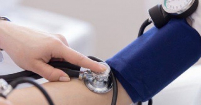 Người có bệnh nền cần chuẩn bị gì trước kỳ nghỉ Tết dài ngày?