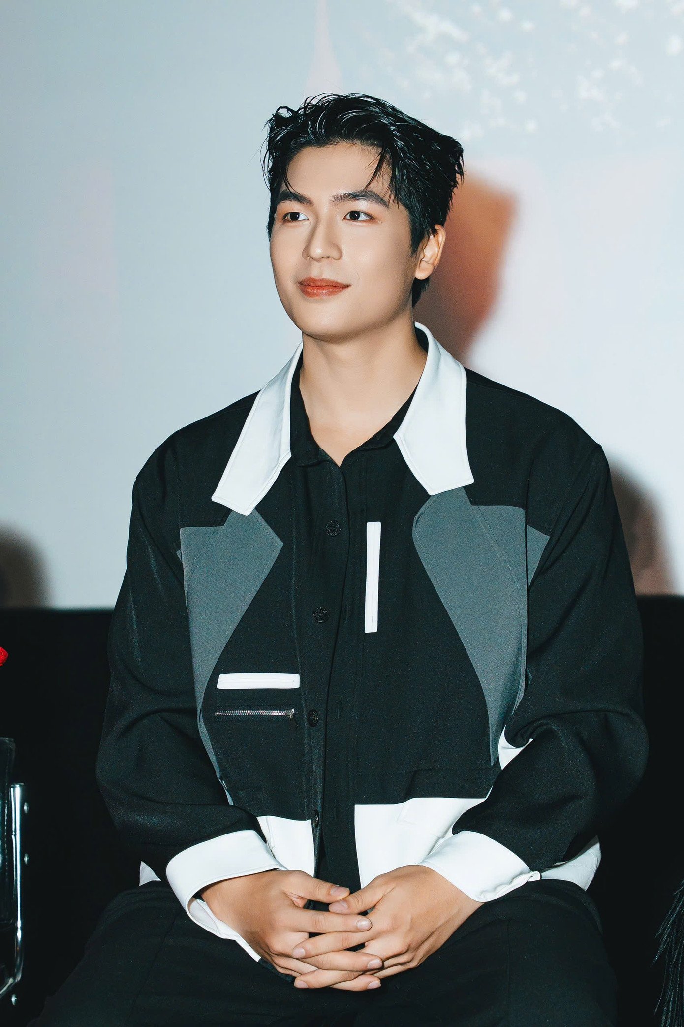 Dàn diễn viên gồm Pháo, Văn Mai Hương, LyLy, Vĩnh Đam lần đầu đóng phim của Trấn Thành (trừ Ali Hoàng Dương và Quốc Anh - hai ảnh cuối).