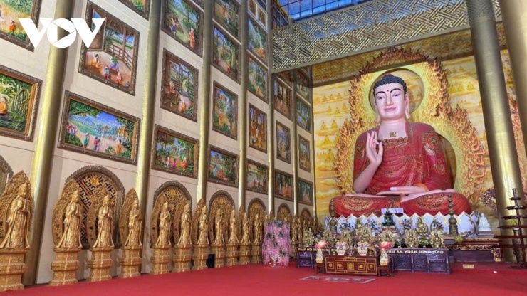 Những tác phẩm này không chỉ mang giá trị mỹ thuật mà còn đóng vai trò giáo hóa, kể lại hành trình tâm linh bằng ngôn ngữ điêu khắc.