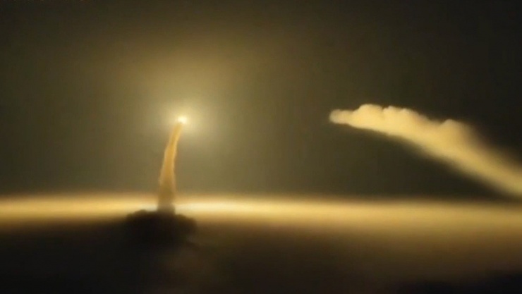 Ukraine tập kích kho đạn lớn của Nga bằng tên lửa Flamingo. Nguồn: X