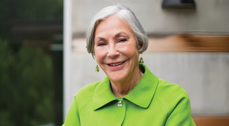 Alice Walton - nữ tỷ phú giàu nhất thế giới và là người thừa kế đế chế bán lẻ Walmart lựa chọn đứng ngoài thương trường để theo đuổi nghệ thuật và y học. Ảnh: Talk Business