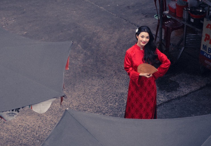 Lan Thy là nữ diễn viên, người mẫu ảnh được đánh giá cao nhờ vẻ đẹp Á Đông đặc trưng.