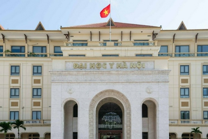 Đại học Y Hà Nội bỏ C00, thêm loạt tổ hợp mới