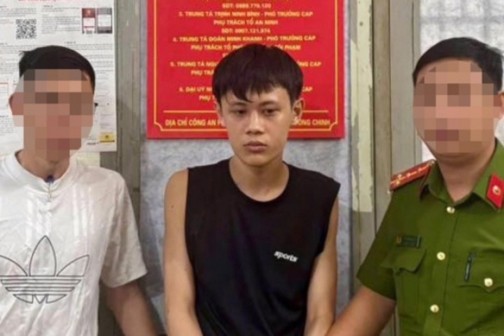 Bắt nghi phạm dùng dao khống chế, xâm hại nữ sinh trên cầu vượt Vành đai 3