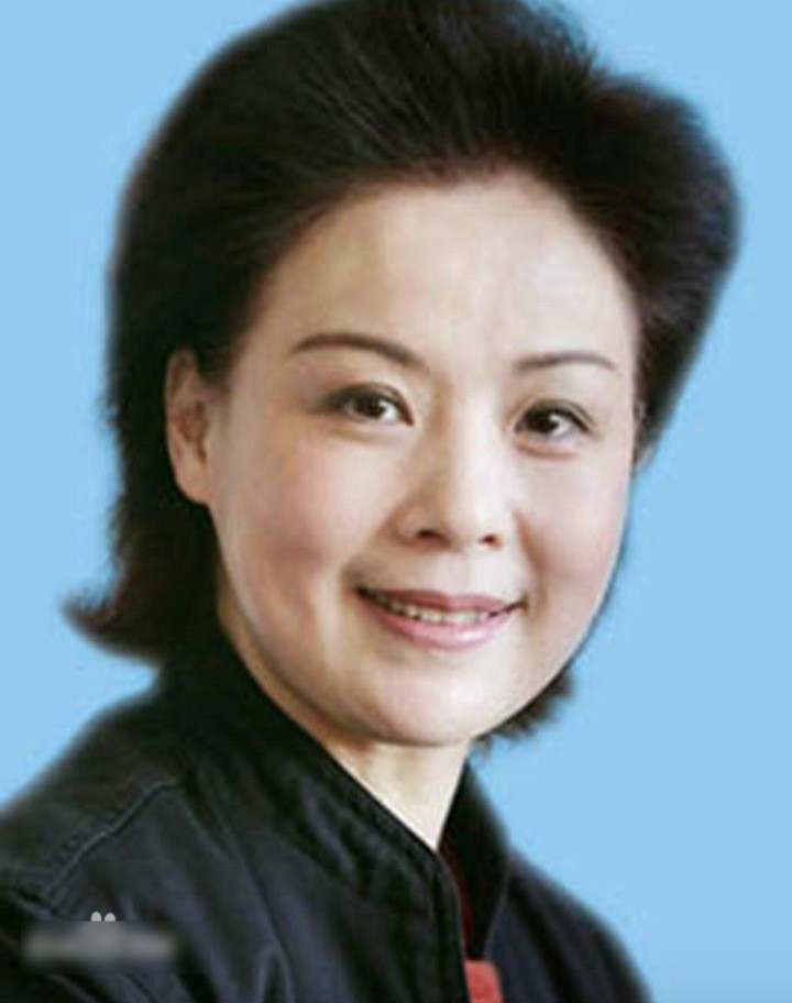 Nữ diễn viên từ giã màn ảnh để theo đuổi đam mê sân khấu.