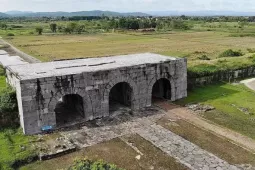 Các điểm du lịch và xe buýt miễn vé dịp Tết Bính Ngọ