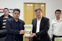 Việt Nam chuyển 250 tấn gạo, hỗ trợ Cuba đảm bảo an ninh lương thực