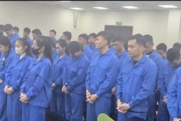 Muốn lấy lại tiền do Shark Thủy lừa đảo, người phụ nữ mất thêm 15 tỷ đồng