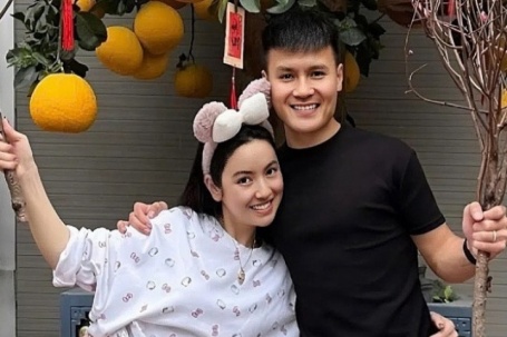 Ảnh sao 14/2: Chu Thanh Huyền đi sắm tết cùng Quang Hải