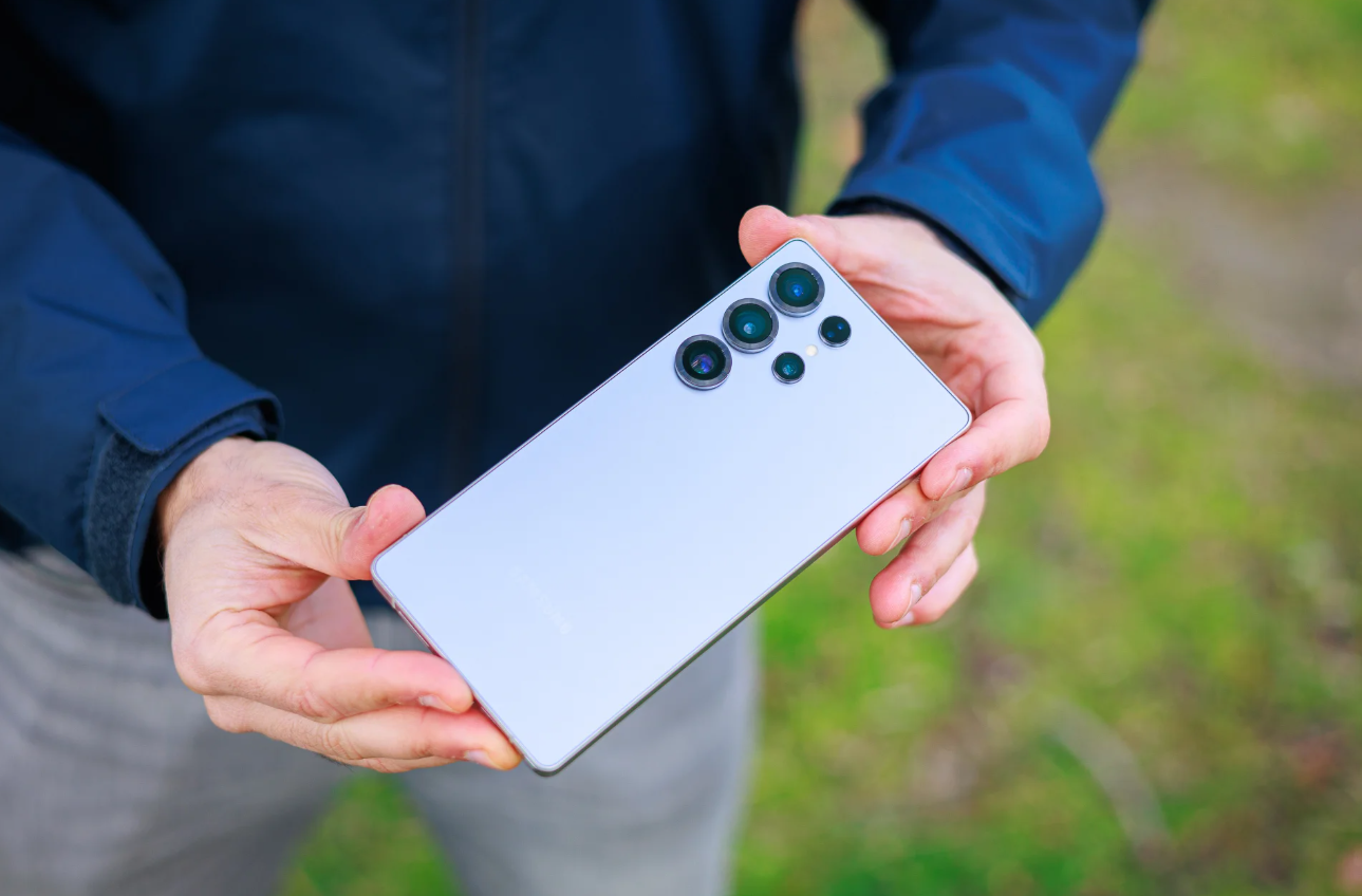 Galaxy S25 Ultra.