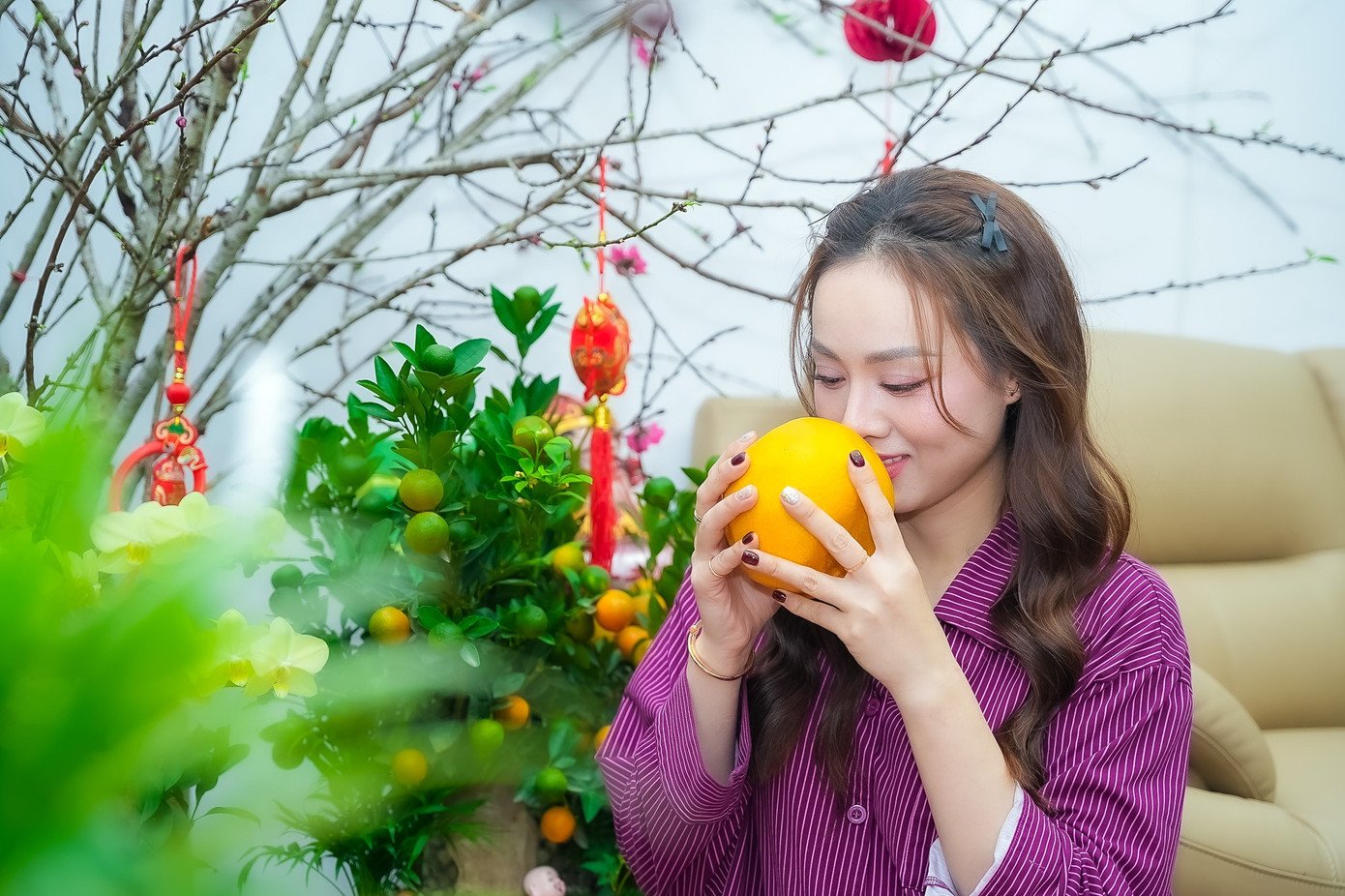 NSND Công Lý và Ngọc Hà kết hôn vào đầu năm 2021 sau 5 năm hẹn hò. Trong năm đầu tiên của hôn nhân, NSND Công Lý không may gặp biến cố sức khỏe, phải nhập viện một thời gian. Trong suốt thời gian NSND Công Lý gặp biến cố, Ngọc Hà đã ở bên chăm sóc tận tình. Hiện, NSND Công Lý đã dần bình phục và tham gia đóng phim trở lại.