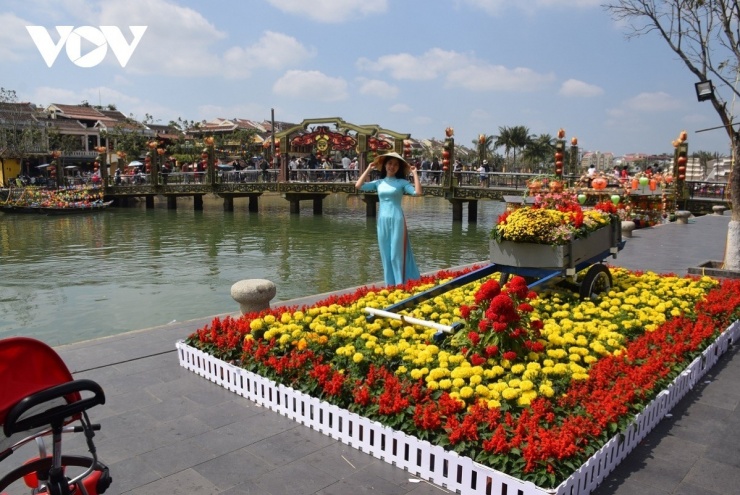 Phố cổ Hội An dịp xuân Tết. Ảnh: Long Phi