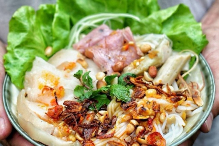 Món ngon vài chục nghìn khiến Mỹ Tâm ghiền ăn cả tô, nhiều người lại 'bỏ chạy' khi nghe mùi - 2