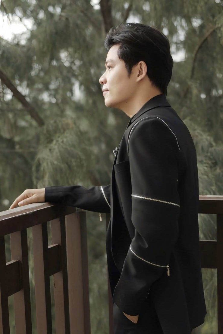 Nguyễn Văn Chung luôn đỏ hoe mắt khi nhắc đến mẹ. Ảnh: FBNV