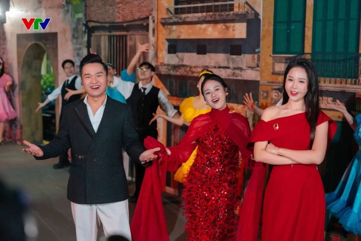 Nghệ sĩ Nhân dân, Nghệ sĩ Ưu tú, BTV truyền hình nào góp mặt trong chương trình thay thế Táo Quân phát đêm giao thừa? - 4