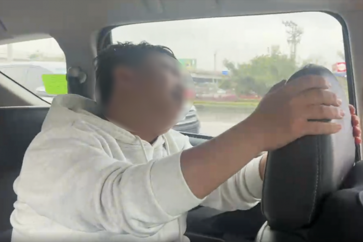 Tài xế Đào Văn Đ. bị đau bụng dữ dội khi trên đường về quê ăn Tết. Ảnh: CACC