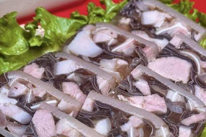 Mách bạn bí quyết nấu thịt đông trong veo, mềm ngon, ăn không ngấy cho ngày Tết tròn đầy