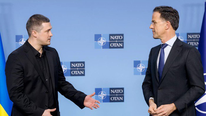 Cuộc gặp song phương giữa Tổng thư ký NATO Mark Rutte và Bộ trưởng Bộ Quốc phòng Ukraine Mykhailo Fedorov. Ảnh: NATO