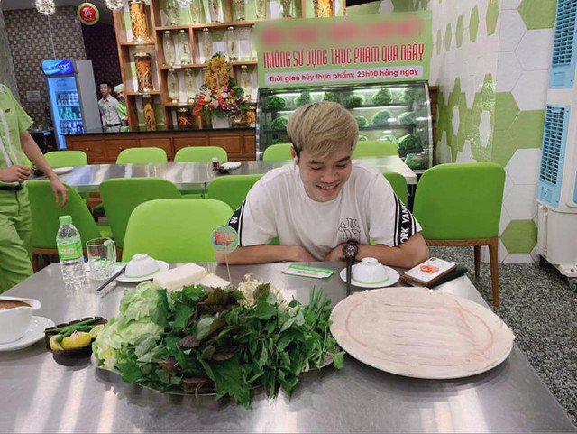 Một món ăn ở Đà Nẵng khiến Văn Toàn - bạn thân Hoà Minzy thích mê mệt - 1