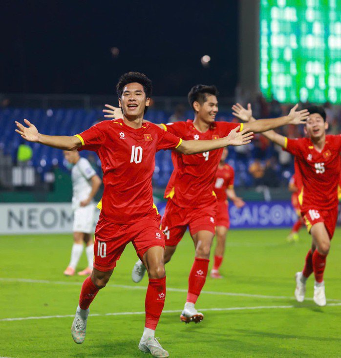 Tài năng "dị biệt" ở tuyển U23 Việt Nam - 4