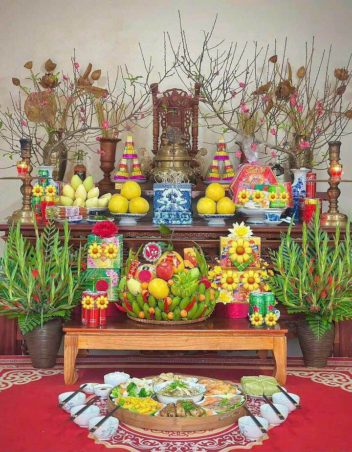 Mâm lễ ngày mồng 1 Tết, khởi đầu cho một năm mới thật bình an, may mắn và vạn sự như ý.