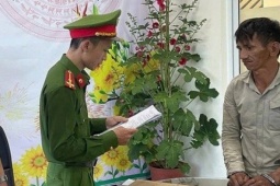 Bình luận "còn bố mày nữa bắt luôn đi", người đàn ông được toại nguyện