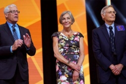 10 gia tộc giàu nhất hành tinh 2025