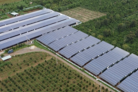 Anh nông dân Đắk Lắk kể chuyện thu tiền tỷ từ điện mặt trời mái nhà