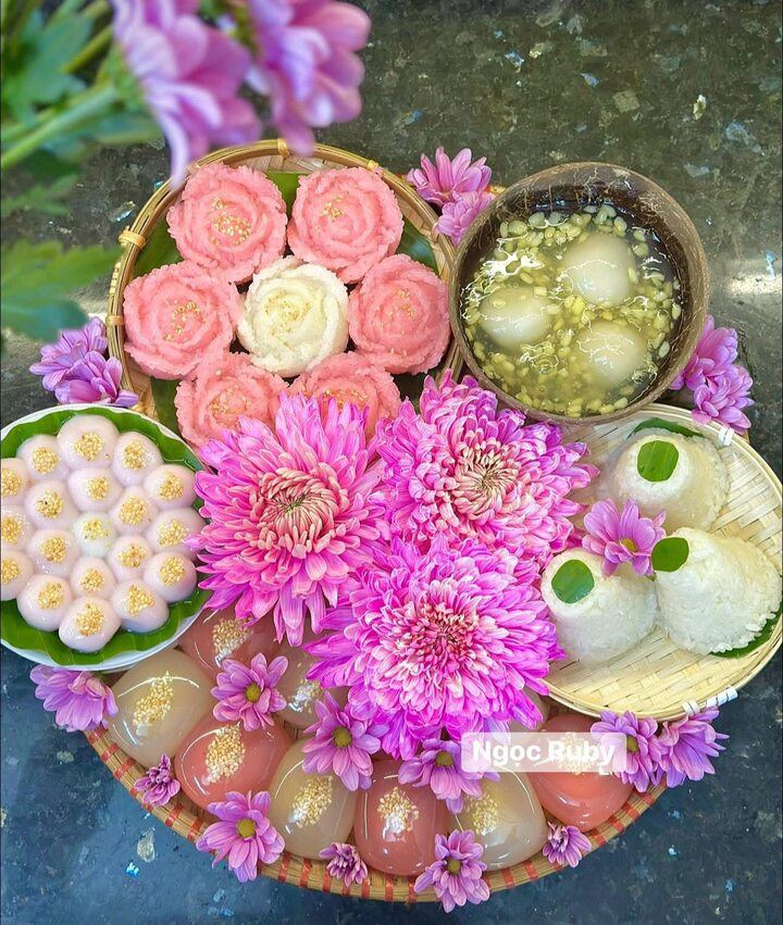 Mâm lễ bánh trôi, bánh chay mùng 3/3 Tết Hàn thực.