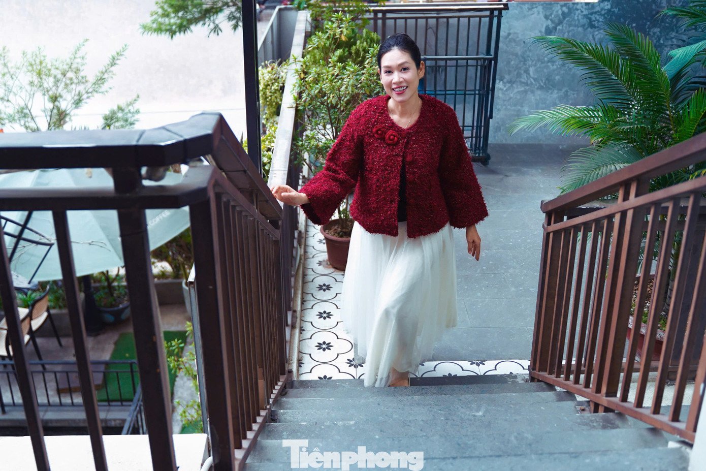 Song song với việc điều chỉnh chế độ ăn uống, nghỉ ngơi, Hà Hương duy trì luyện tập thể thao đều đặn suốt hơn một năm qua. Nhờ sự kiên trì, cô cho biết đã giảm được khoảng 10-12 kg và dần lấy lại vóc dáng cũng như năng lượng tích cực. Ảnh: Đức Nguyễn.