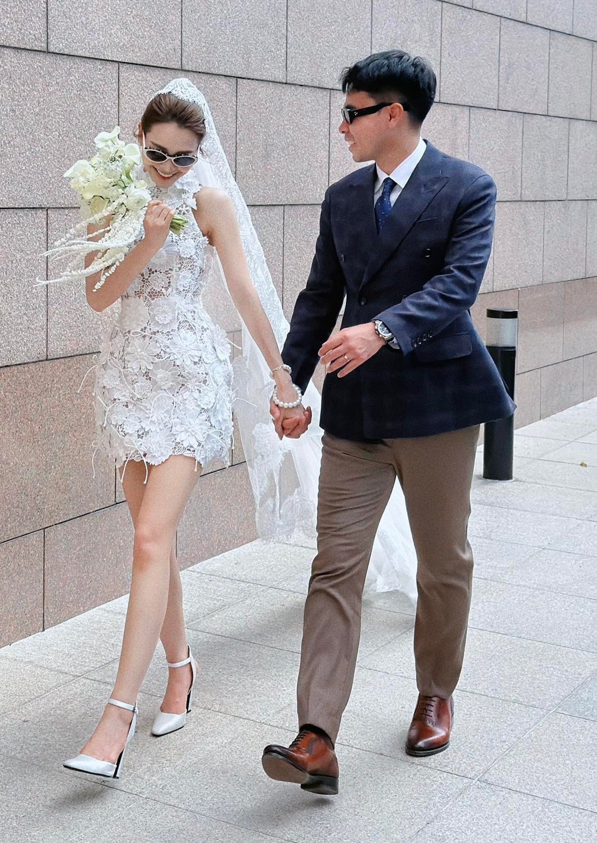 Ảnh cưới của MC Huyền Trang và cầu thủ Đức Huy.