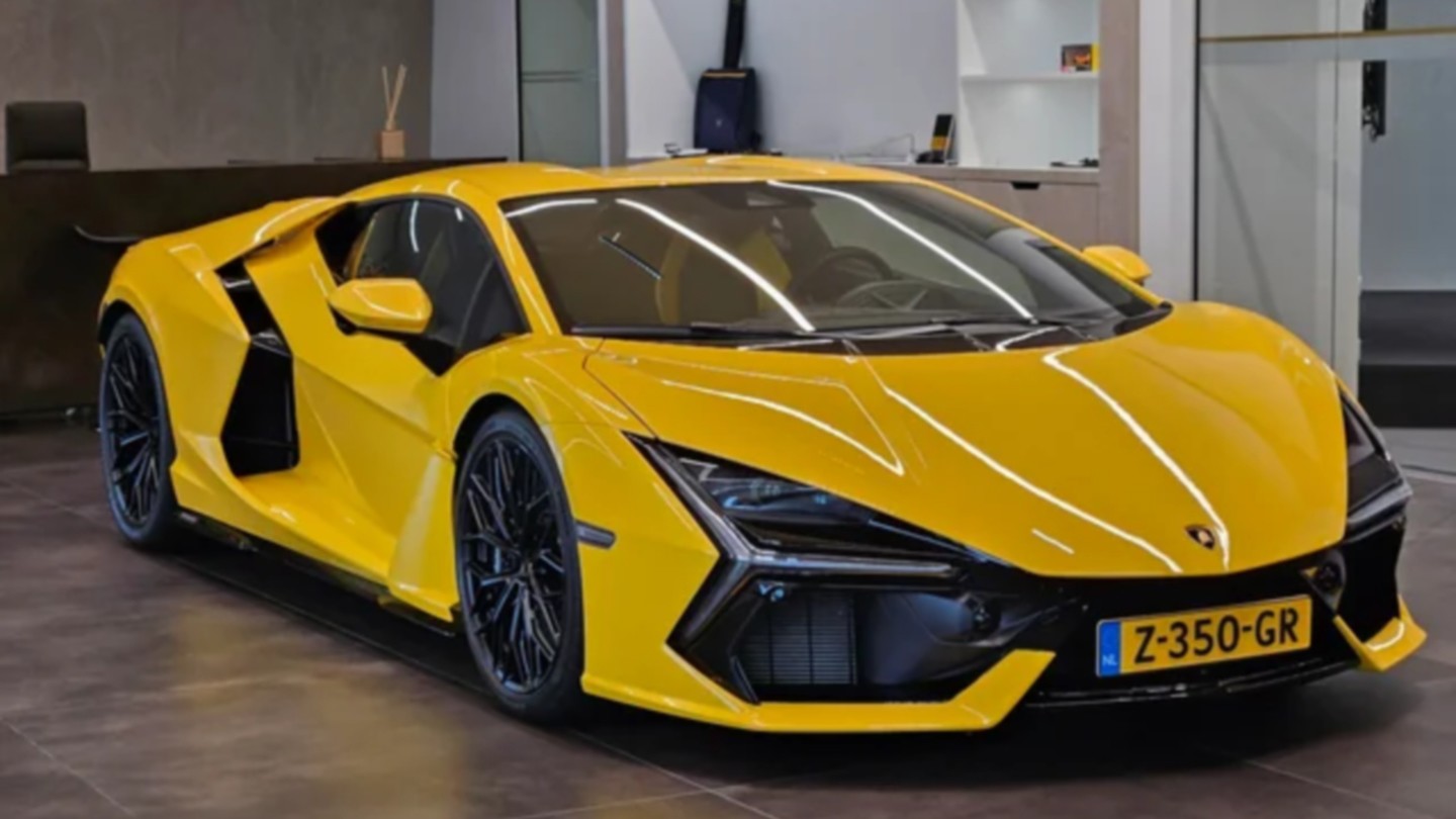 Lamborghini Revuelto là mẫu siêu xe PHEV thay thế siêu xe&nbsp;Aventador.