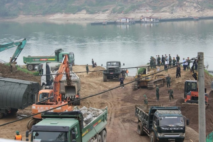 Đại tướng Nguyễn Tân Cương nhấn mạnh, kết quả đạt được là minh chứng cho sự chủ động, quyết tâm cao của lực lượng Công binh làm nòng cốt; sự phối hợp hiệu quả giữa các đơn vị quân đội và địa phương; sự đồng thuận, ủng hộ của nhân dân và doanh nghiệp. Sự hiệp đồng nhịp nhàng, tinh thần đoàn kết, ý chí vượt khó đã tạo nên sức mạnh tổng hợp, hoàn thành xuất sắc nhiệm vụ được giao trong thời gian ngắn.