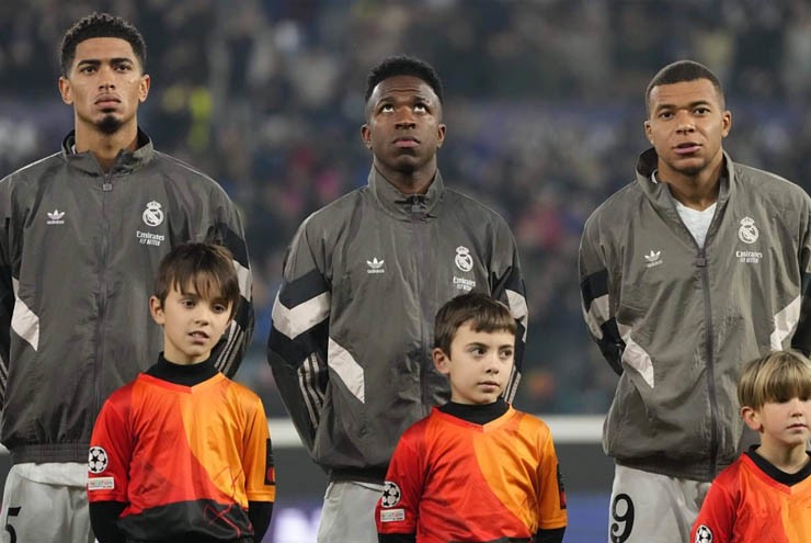 Tin mới nhất bóng đá tối 16/2: Vinicius thừa nhận lôi kéo Mbappe và Bellingham đến Real