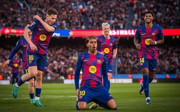 Lamine Yamal là ngôi sao sáng nhất trưởng thành từ La Masia kể từ Lionel Messi.