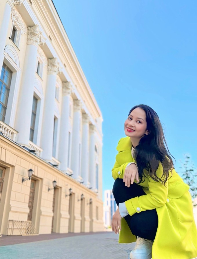 Khi được hỏi bí quyết trẻ lâu, Diệu Thảo nói cô luôn giữ tinh thần tích cực. Bên cạnh đó, cô chú trọng việc lựa chọn thực phẩm sạch, bổ sung vitamin từ rau củ quả và hạn chế tối đa đồ uống có gas, đồ ngọt hay dầu mỡ. Nghệ sĩ cũng chăm luyện tập, vận động nhiều nhất có thể bằng cách đi bộ, leo cầu thang.