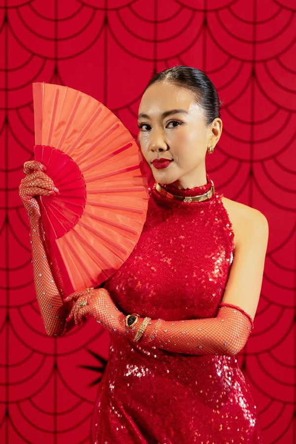 Gặt hái được nhiều thành công nên Đoan Trang trở thành gương mặt phủ sóng rộng ở nhiều sự kiện lớn nhỏ của làng giải trí. Cô cũng được nhiều thương hiệu xa xỉ mời đi dự tiệc sang trọng nâng cao vị thế trong làng giải trí.