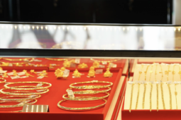 Giá vàng hôm nay 16-2: Vàng, bạc cùng giảm khi vừa mở cửa