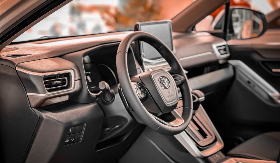 Toyota Innova Cross Hybrid: MPV 7 chỗ tiết kiệm, công nghệ hybrid tiên tiến - 5