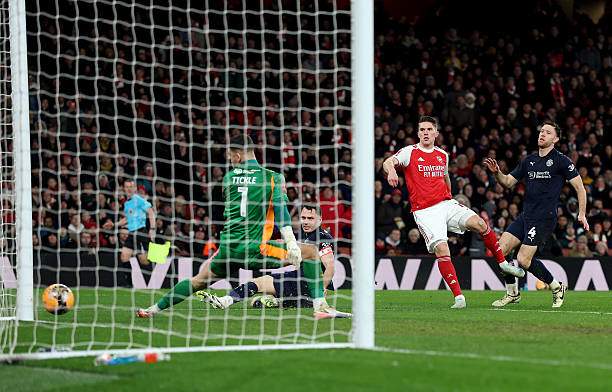 Trực tiếp bóng đá Arsenal - Wigan: Martinelli bỏ lỡ cú đúp (FA Cup) (Hết giờ) - 6