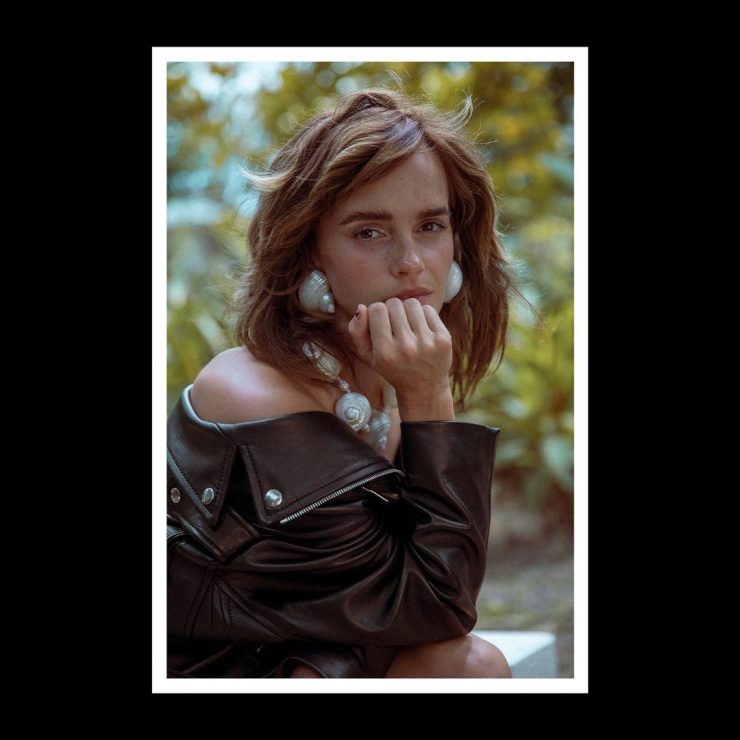 Đóa hồng sinh năm 1990 tại Paris. Ảnh: Instagram