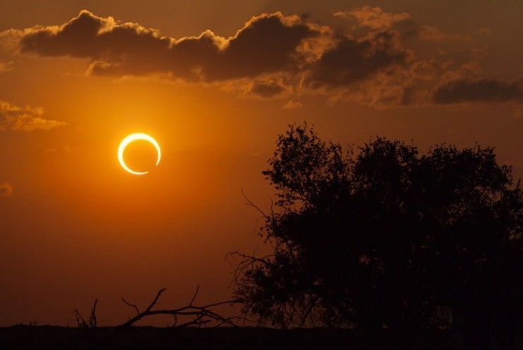 Thế giới đón “nhật thực Nam Cực” ngay mùng 1 Tết Bính Ngọ