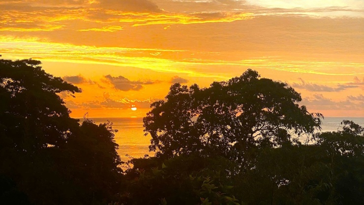 Vẻ đẹp hoang sơ, kiêu hãnh của Hòn Khoai - 4