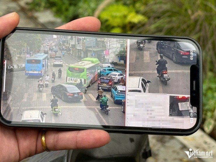 Mức phạt của hành vi vượt đèn đỏ ở mức rất cao, đủ sức răn đe, buộc mọi tài xế phải nghiêm túc chú ý và tuyệt đối tuân thủ. Ảnh: Đình Hiếu