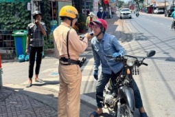 Mới sáng mùng 1 Tết đã bị CSGT xử phạt do say xỉn