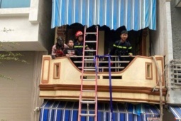 Cứu 2 người trong vụ cháy nhà vào sáng mùng 1 Tết