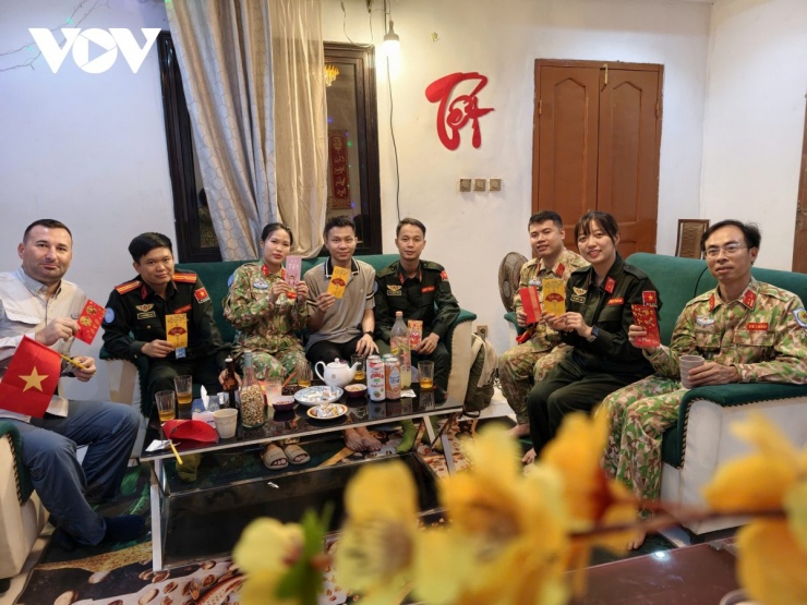 Những người lính Mũ nồi xanh Việt Nam tại Cộng hòa Trung Phi đón Tết cùng nhau