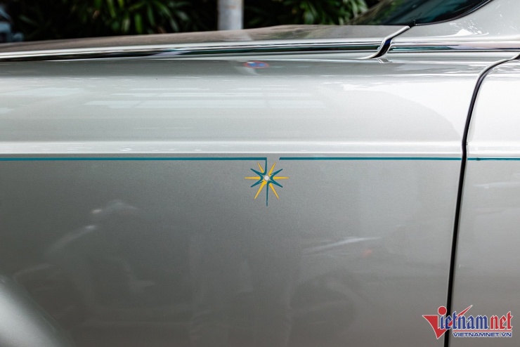 Cận cảnh xe siêu sang Rolls-Royce độc nhất thế giới của doanh nhân Hà Nội - 5