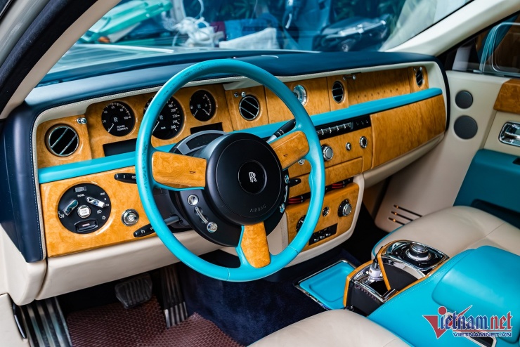 Cận cảnh xe siêu sang Rolls-Royce độc nhất thế giới của doanh nhân Hà Nội - 9